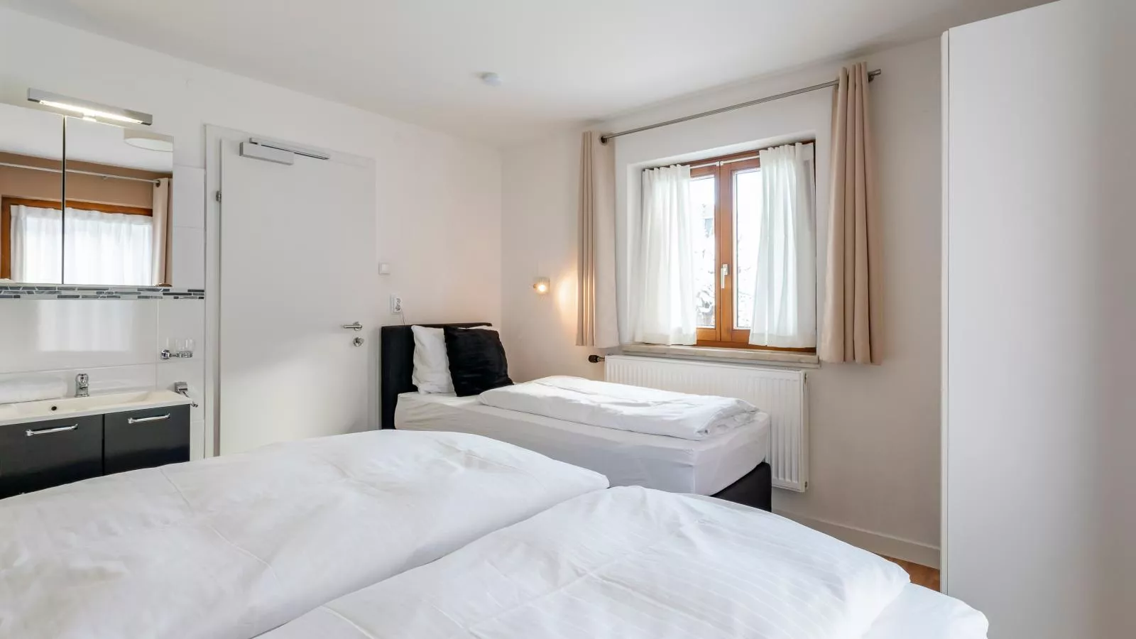 Neva Saalbach-Bedroom