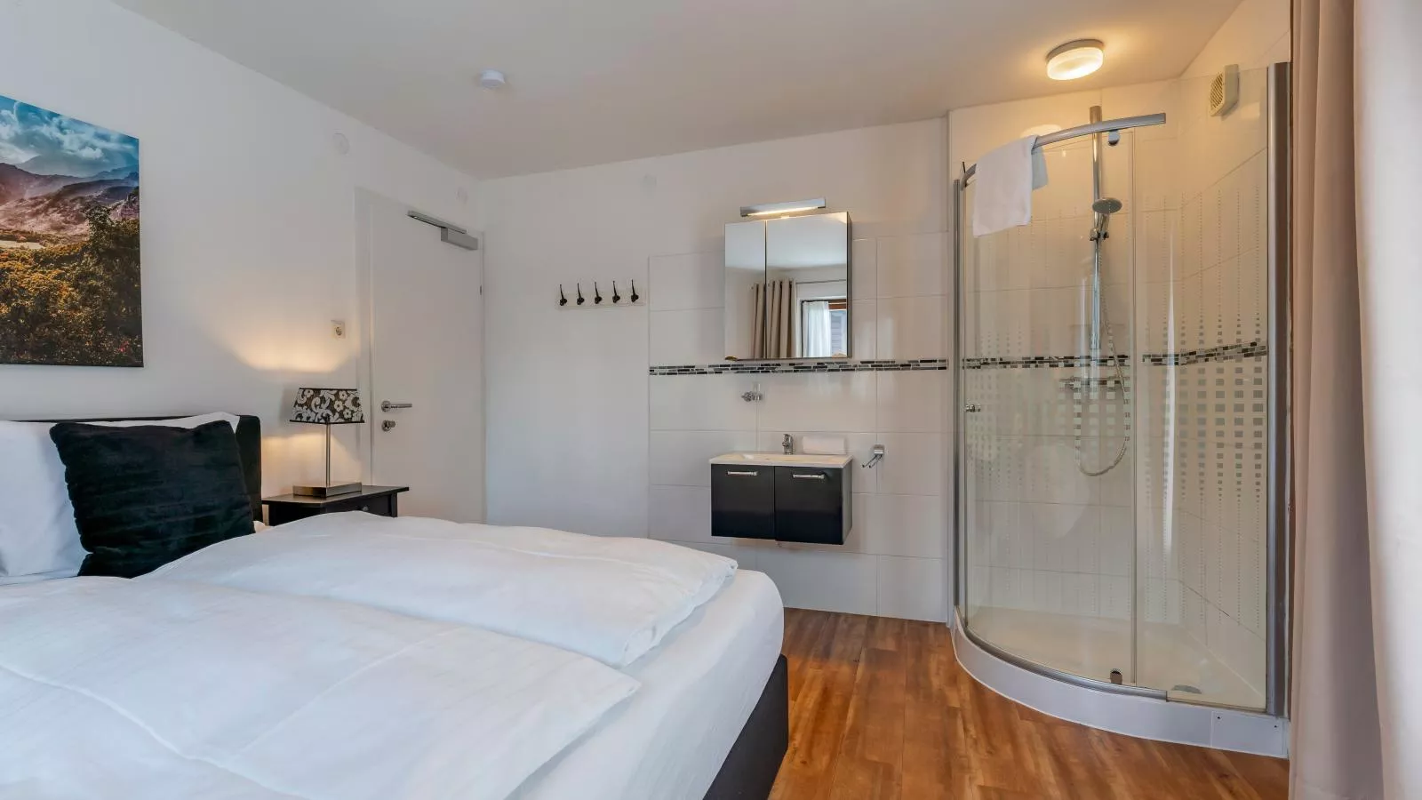 Neva Saalbach-Bedroom