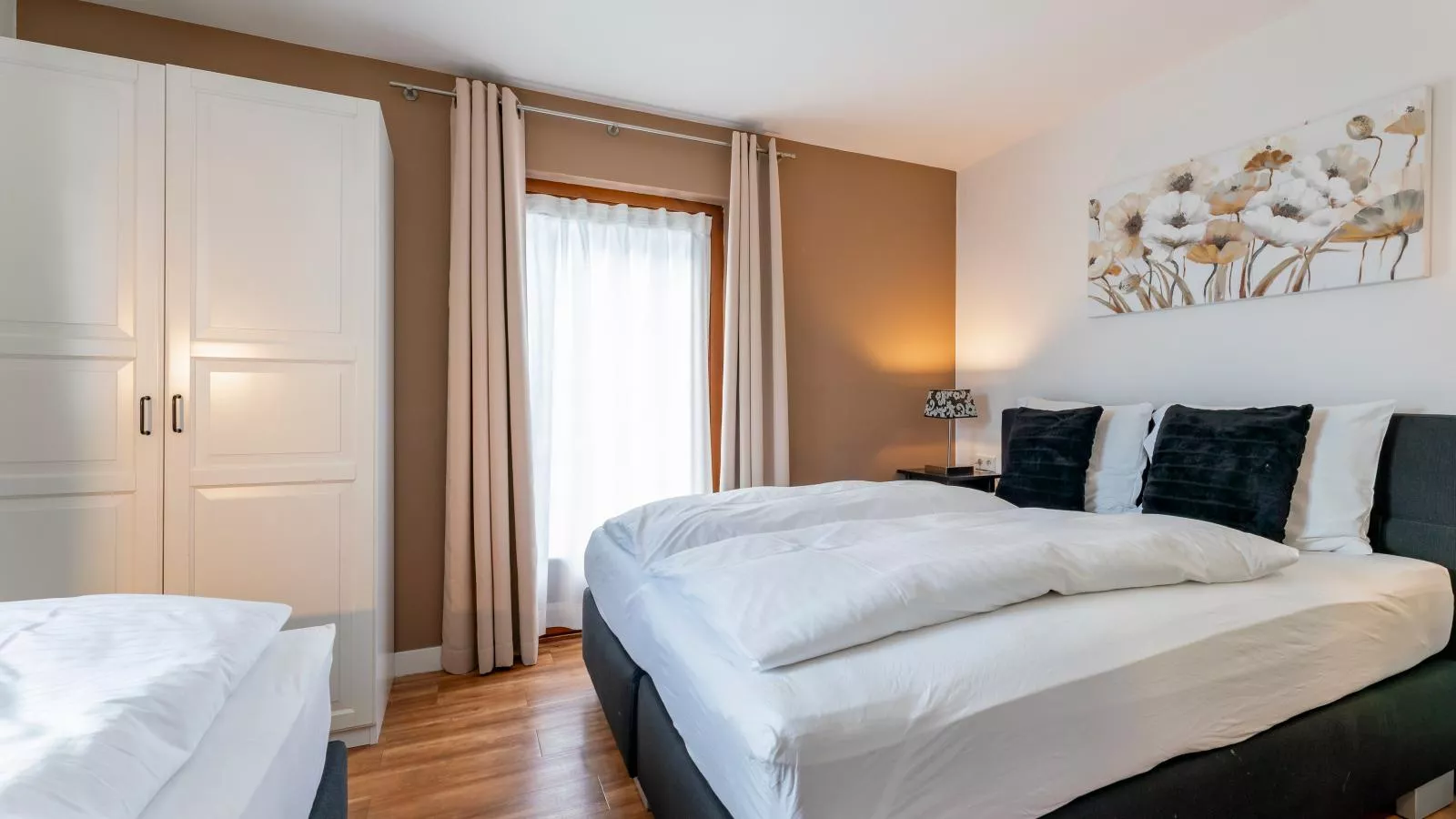 Neva Saalbach-Bedroom