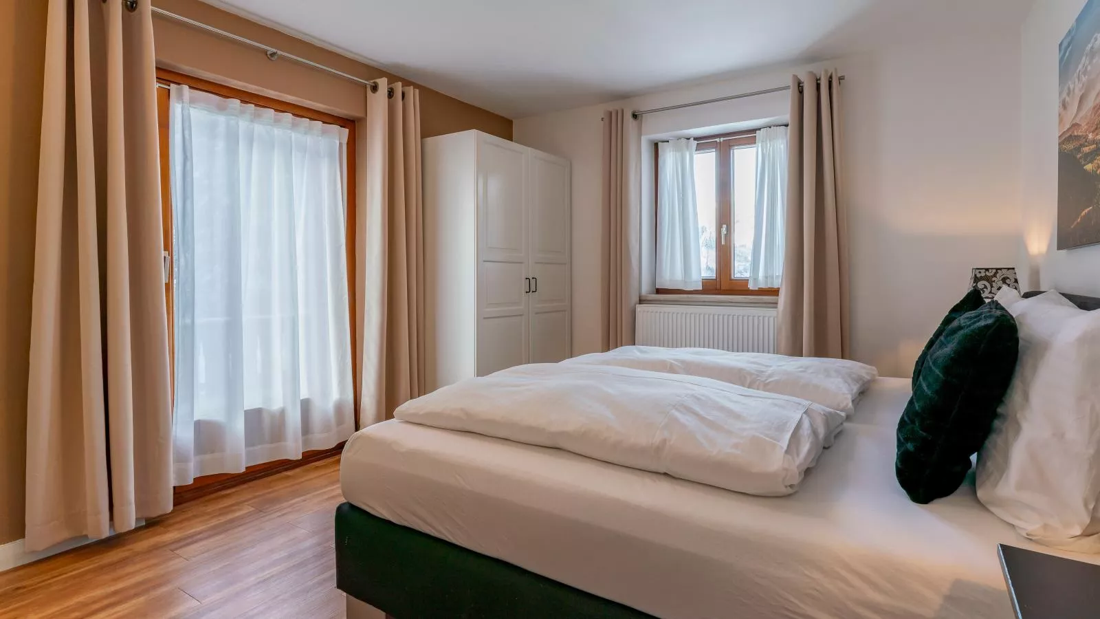 Neva Saalbach-Bedroom