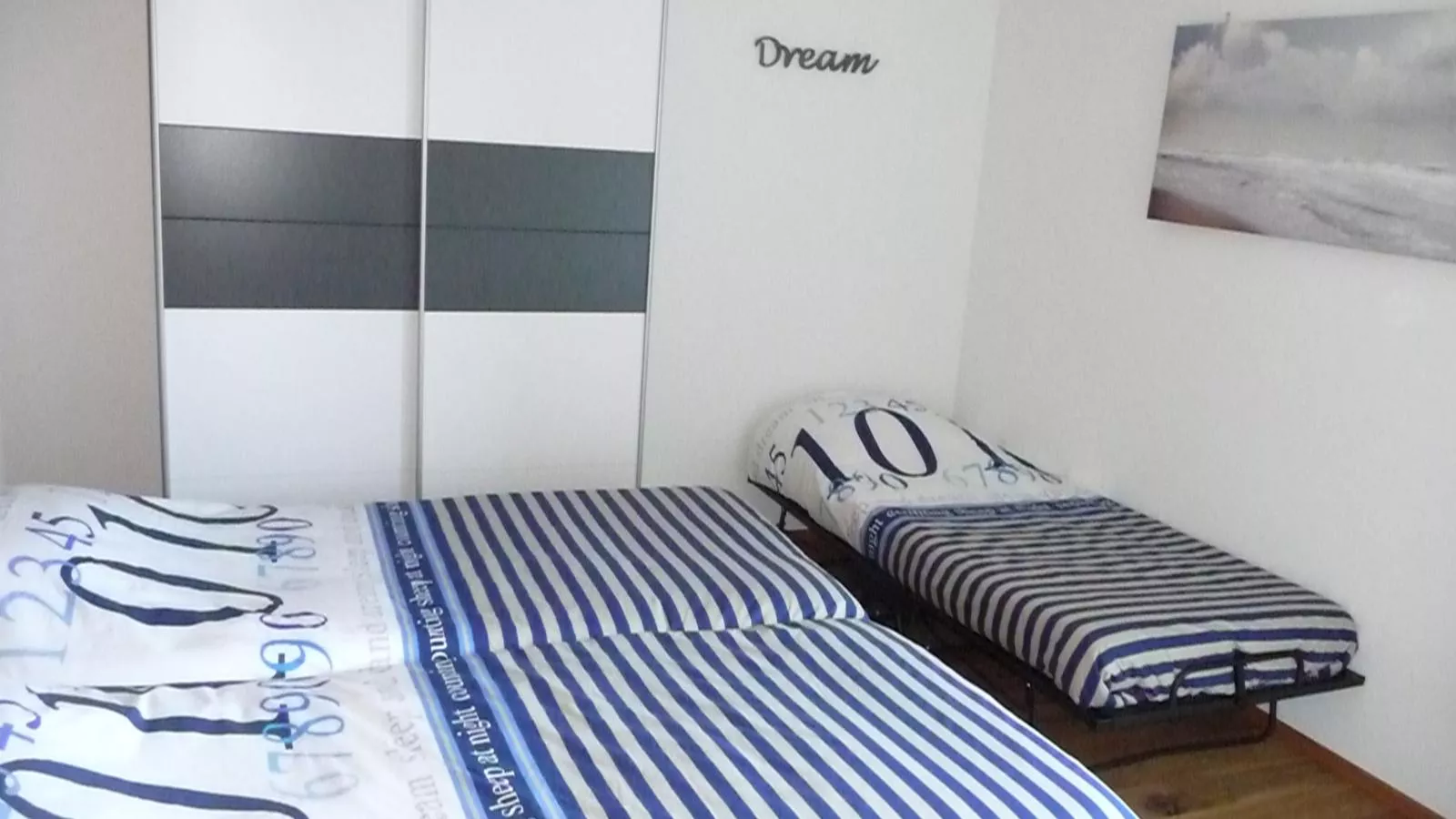 Noa-Bedroom