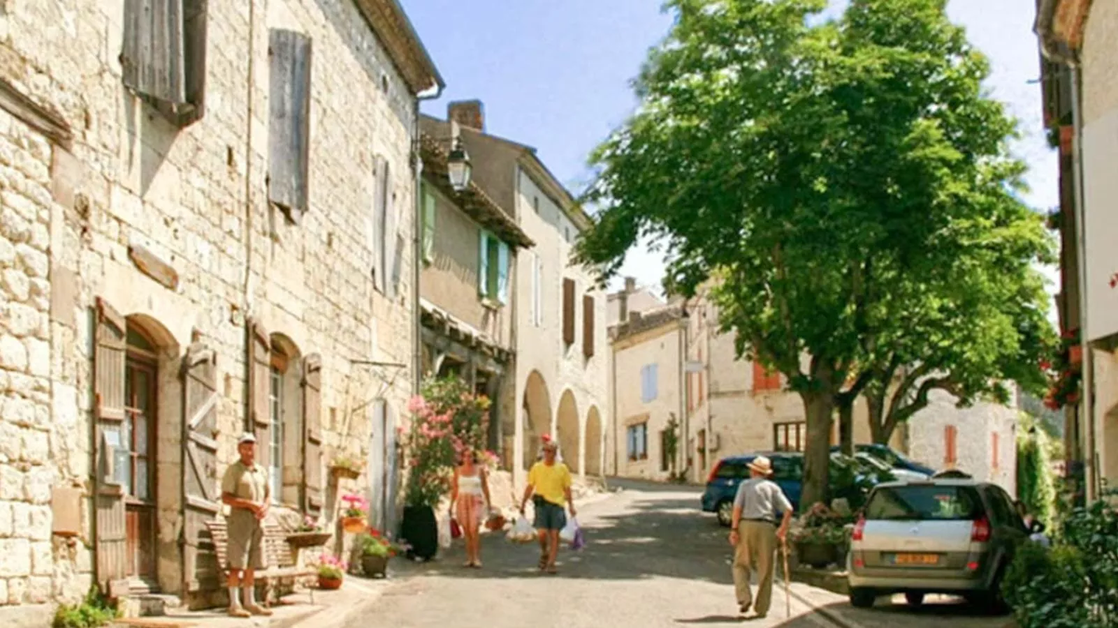 Les Roches de Roquecor-Areas summer 1km