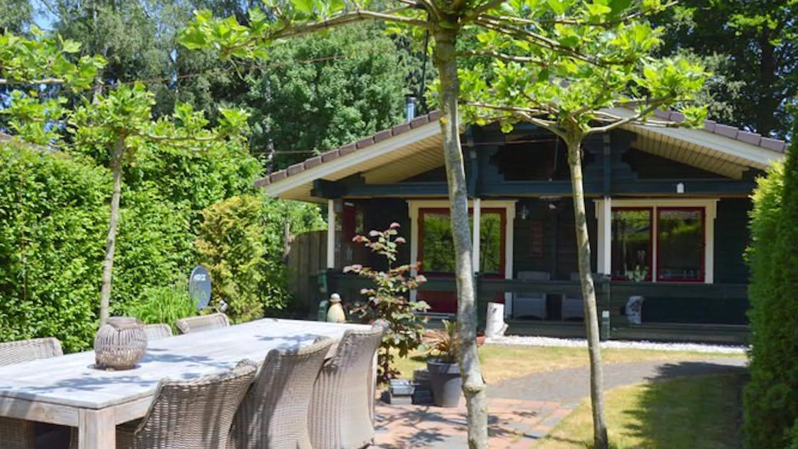 De 5 Platanen-Exterior summer