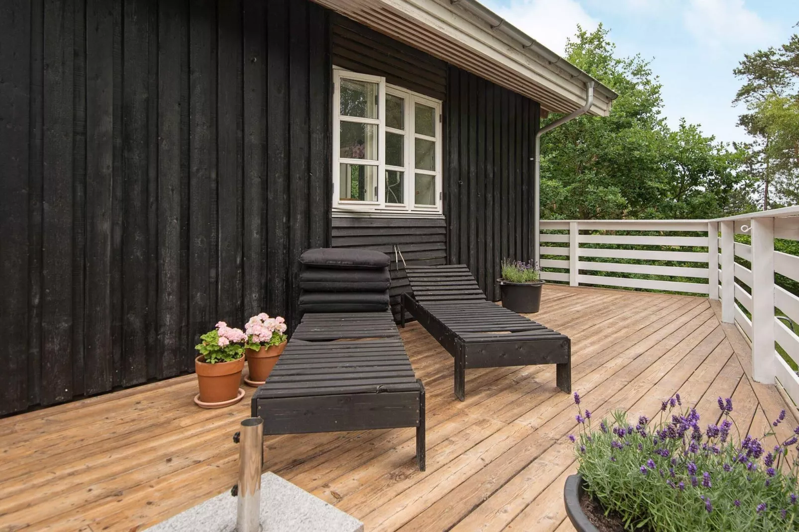 6 person holiday home in Ebeltoft