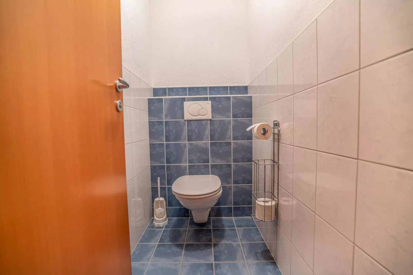 Apartment 11-Bathroom