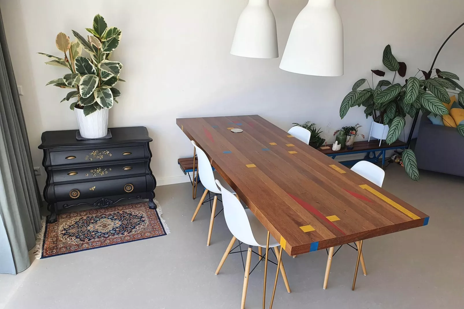 Waterfront holiday home Alkmaar-Dining room