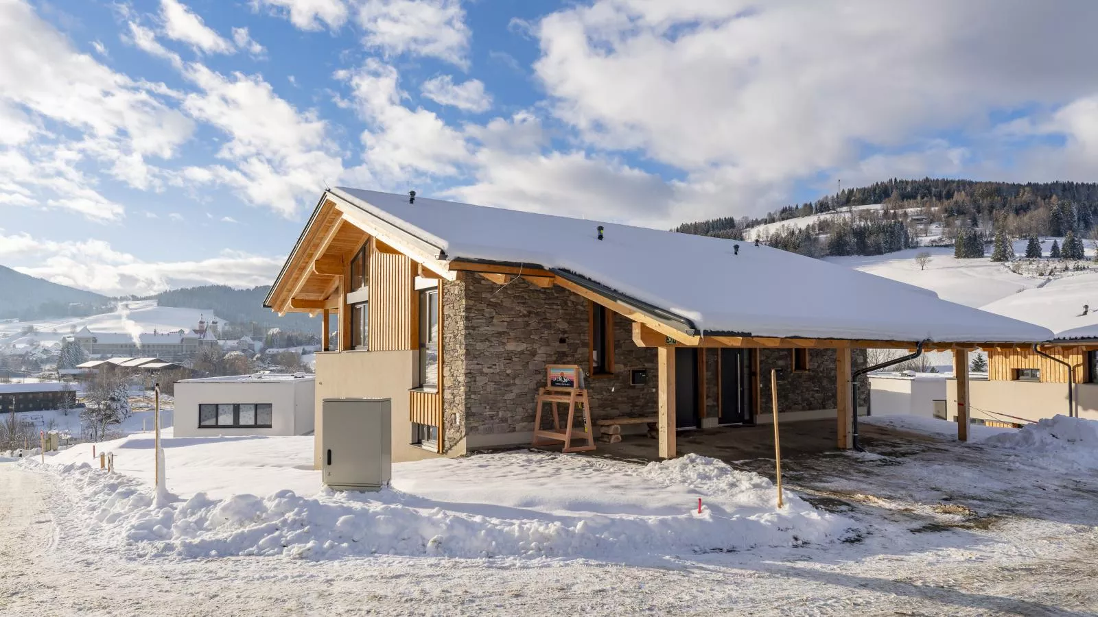 Grebenzen Lodge Pabstin 36B-Exterior winter