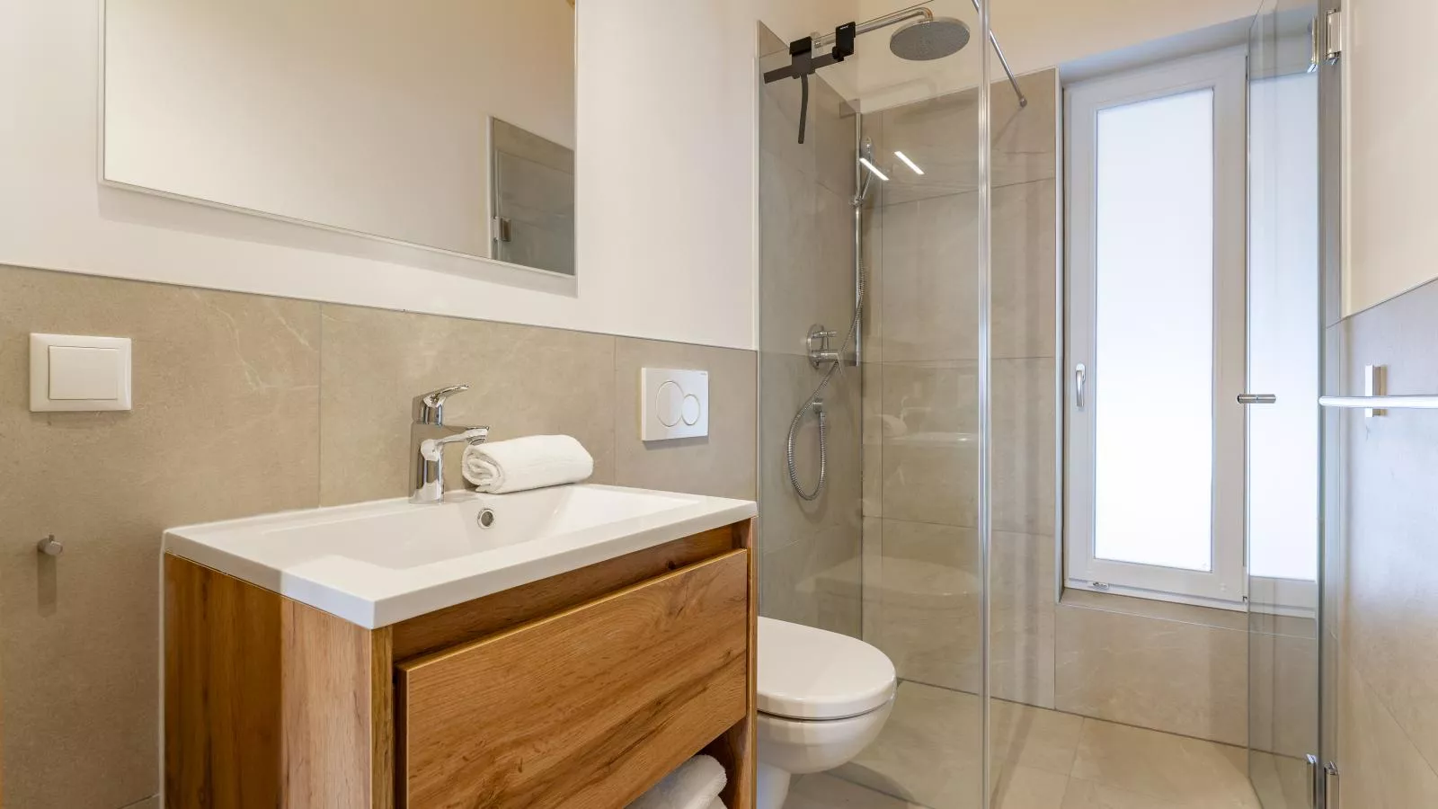Grebenzen Lodge Pabstin 36B-Bathroom