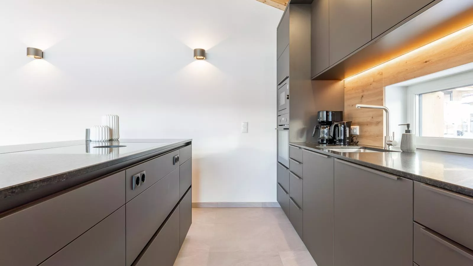 Grebenzen Top Chalet Mazzel-Kitchen
