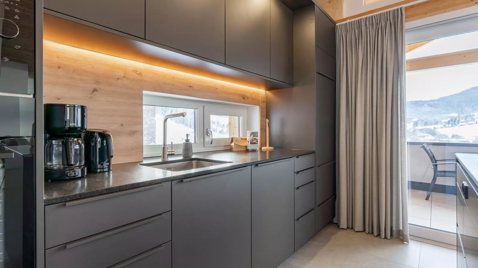 Grebenzen Top Chalet Mazzel-Kitchen