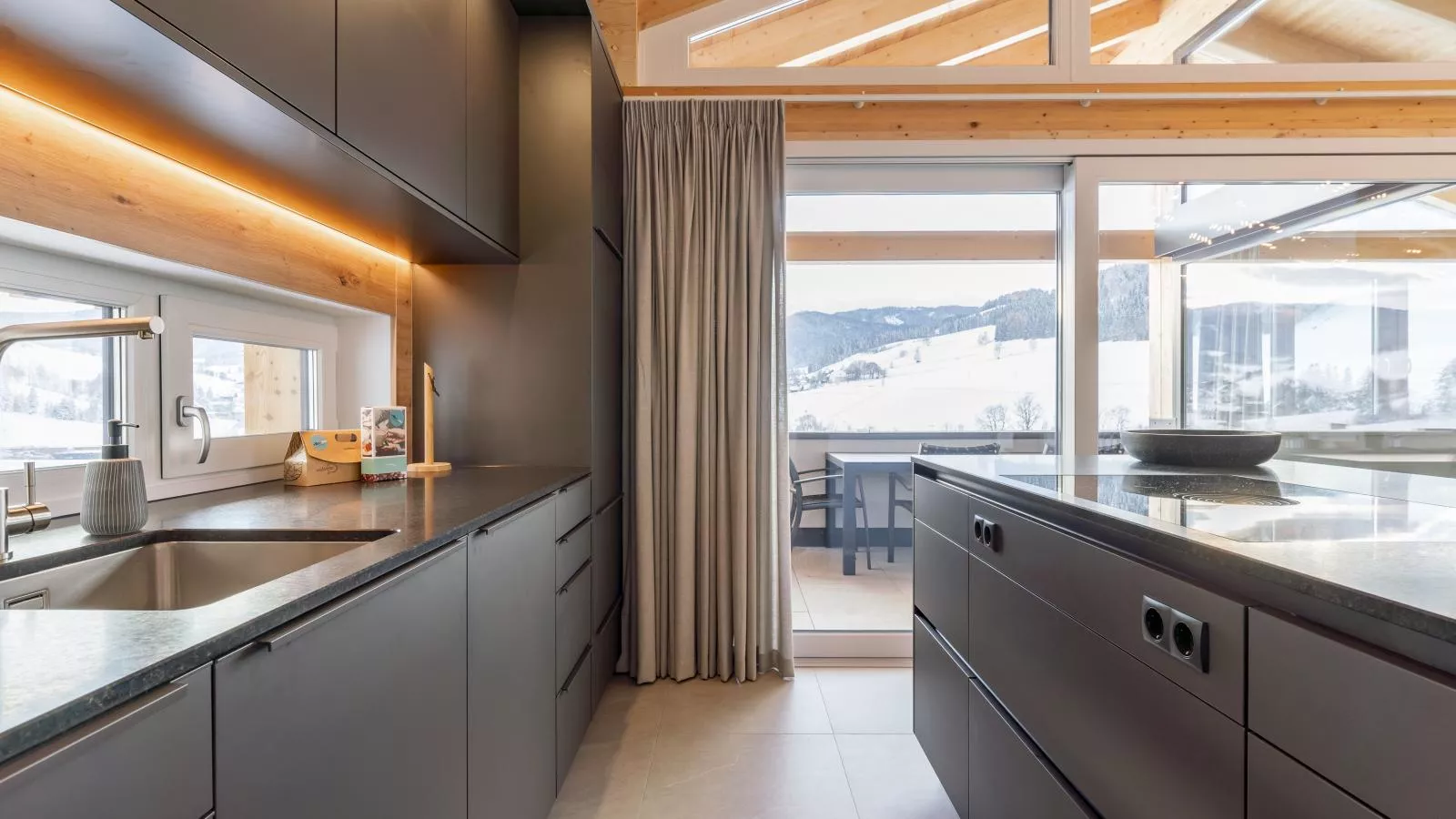 Grebenzen Top Chalet Mazzel-Kitchen