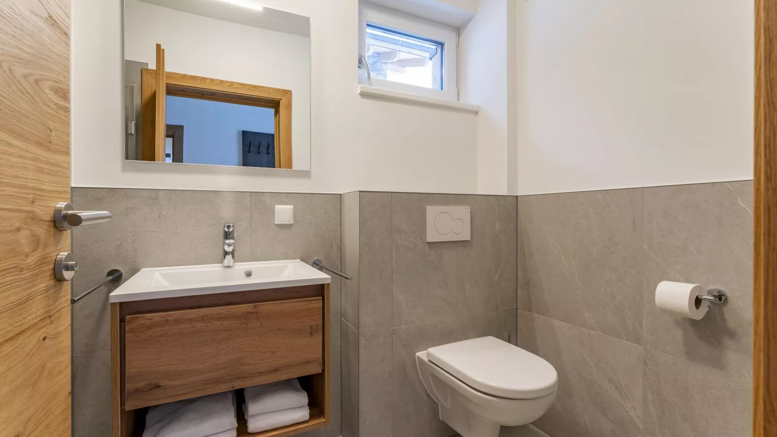 Grebenzen Top Chalet Mazzel-Bathroom
