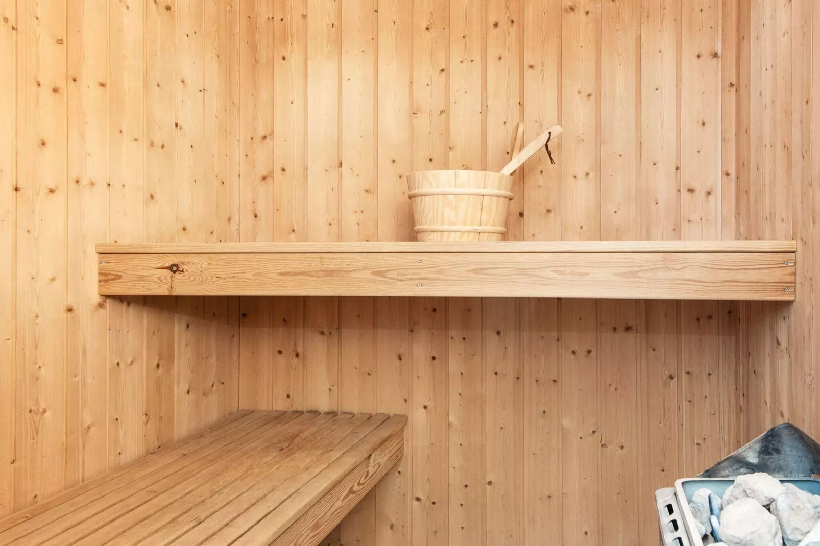 Seaside Retreat with Pool - By Traum Ferienwohnungen-Sauna