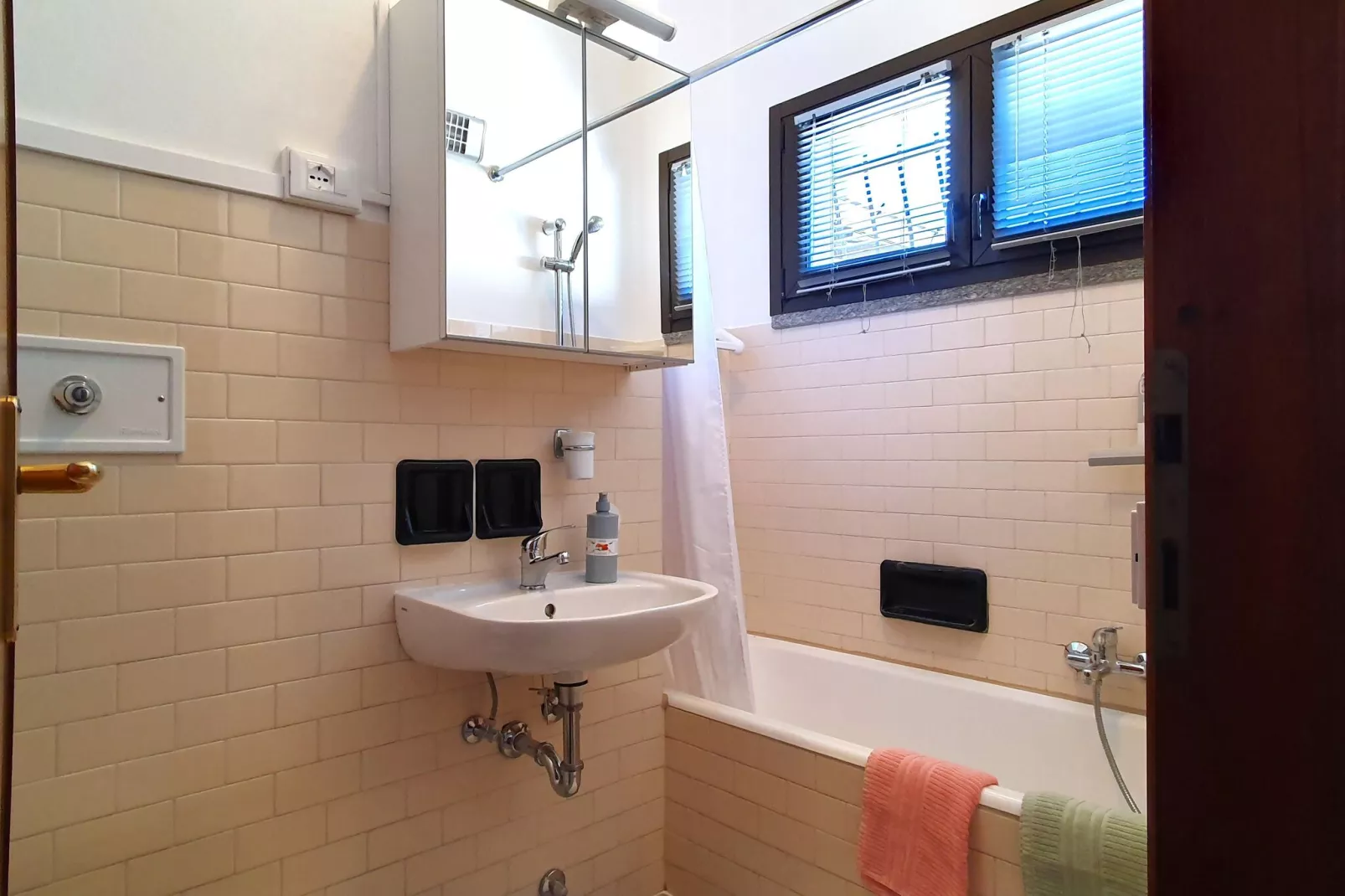 ROL4-Bathroom