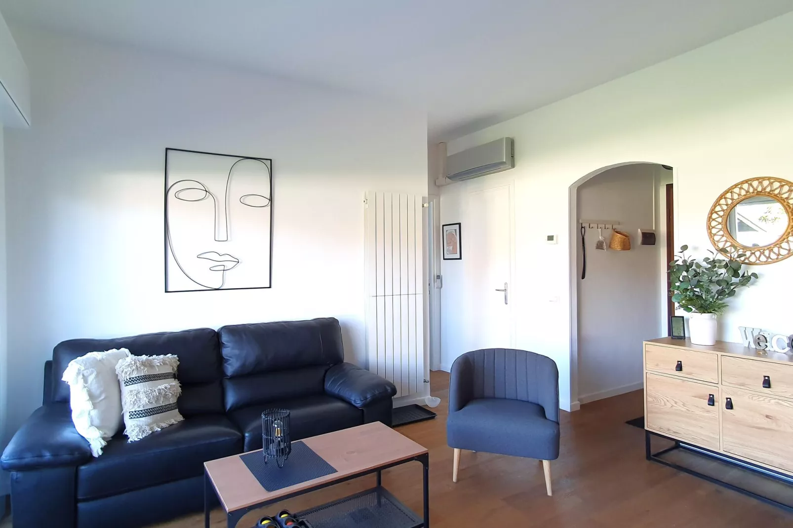 ROL8-Living room
