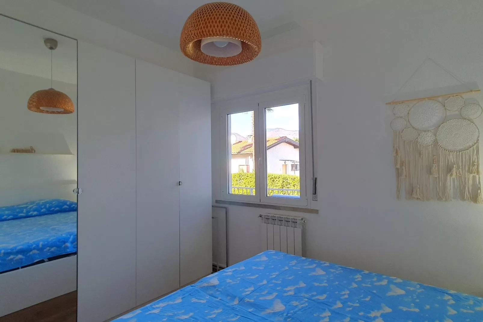 ROL8-Bedroom