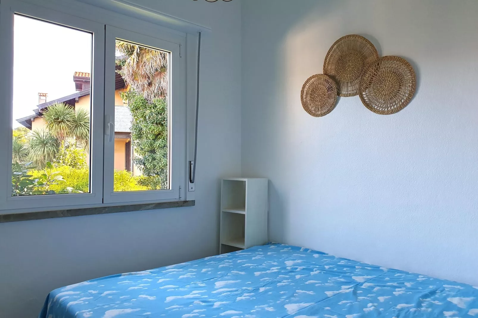 ROL8-Bedroom
