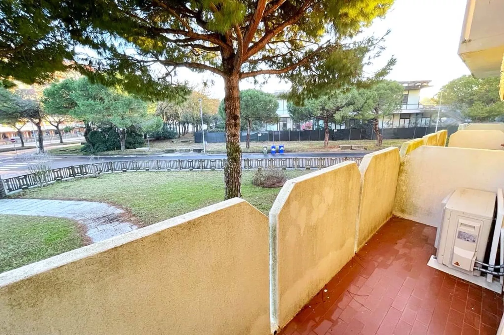 Gabbiano 4-Terrace balcony