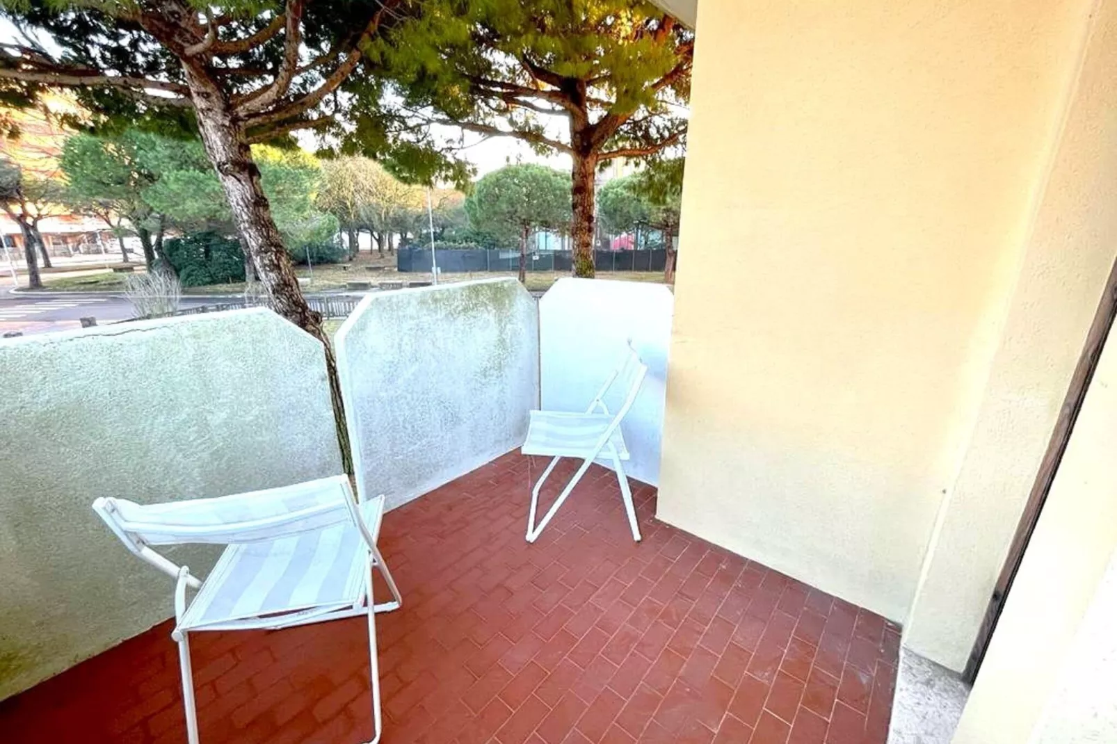Gabbiano 4-Terrace balcony