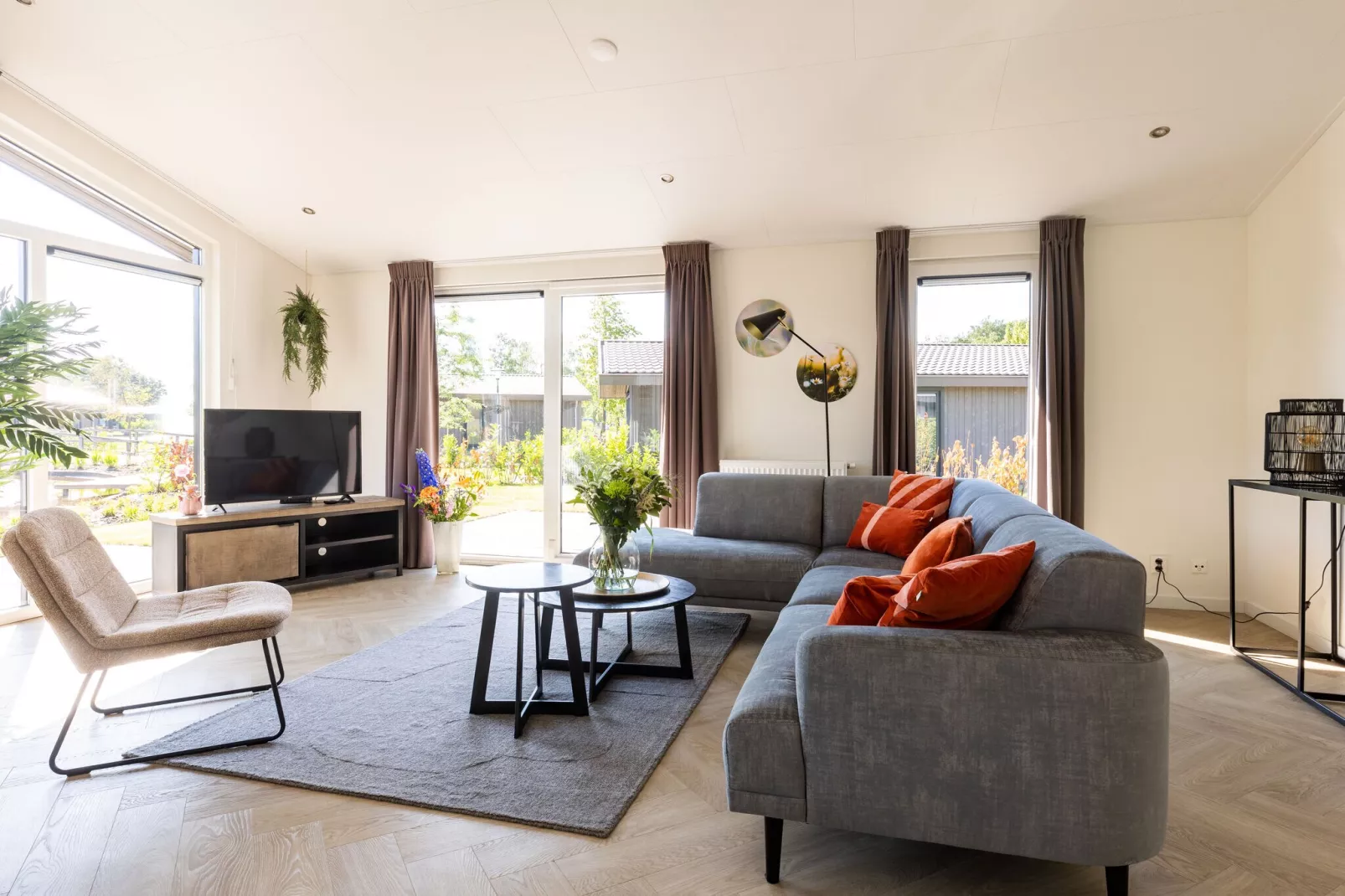 Vakantiepark Molenvelden 7-Living room