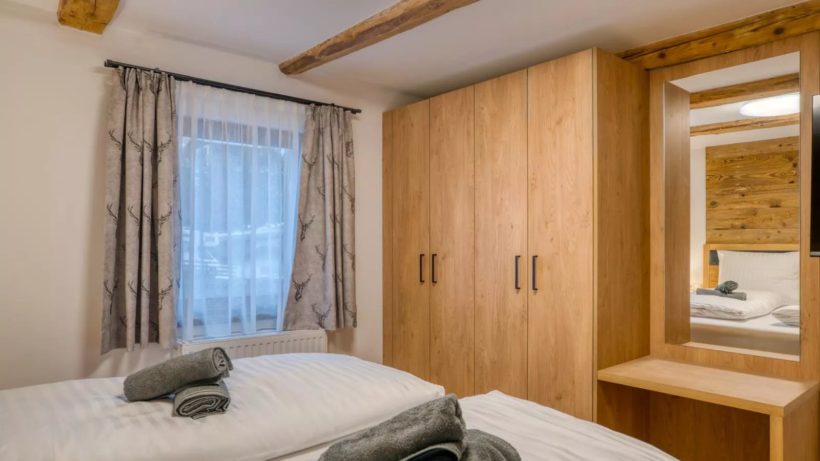 Chalet Bergglück-Bedroom