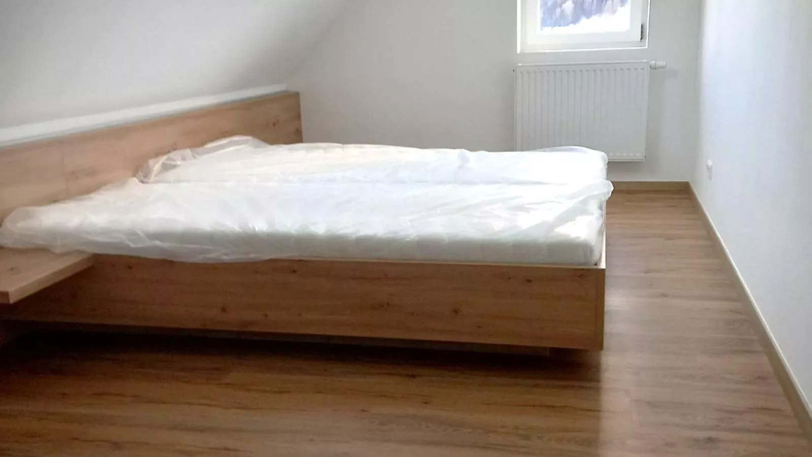 NRV Top 7-Bedroom