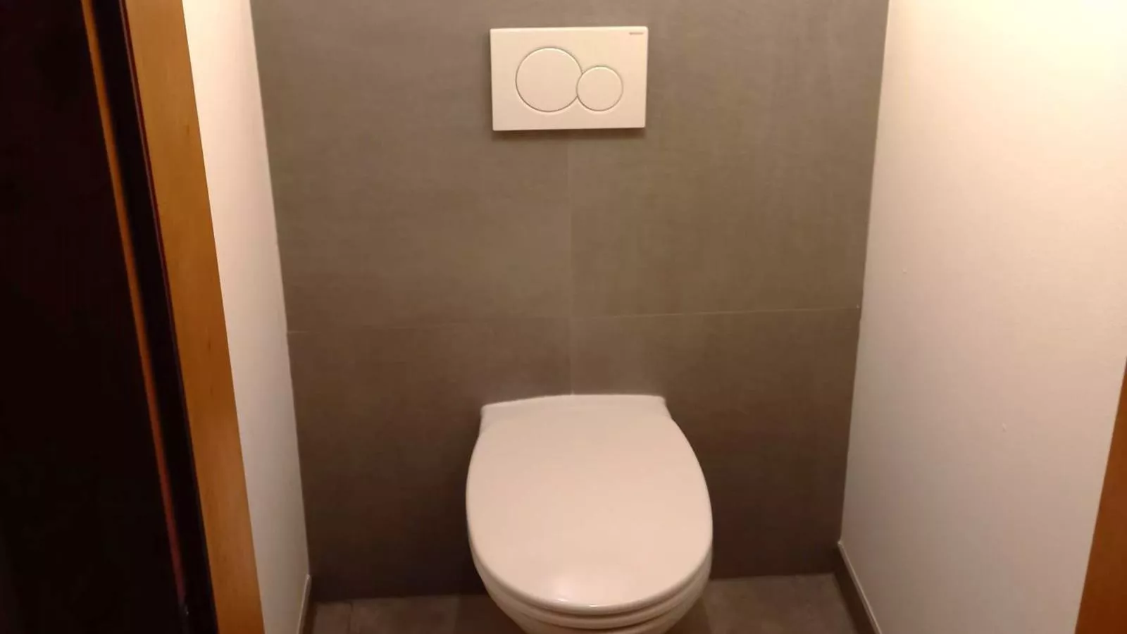 NRV Top 567 XL-Bathroom