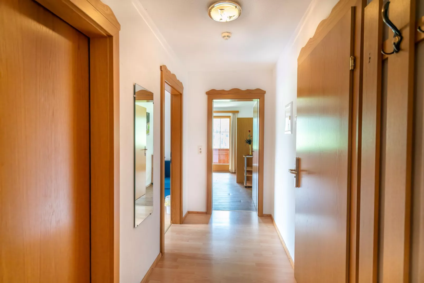 Apartment 15-Reception hall
