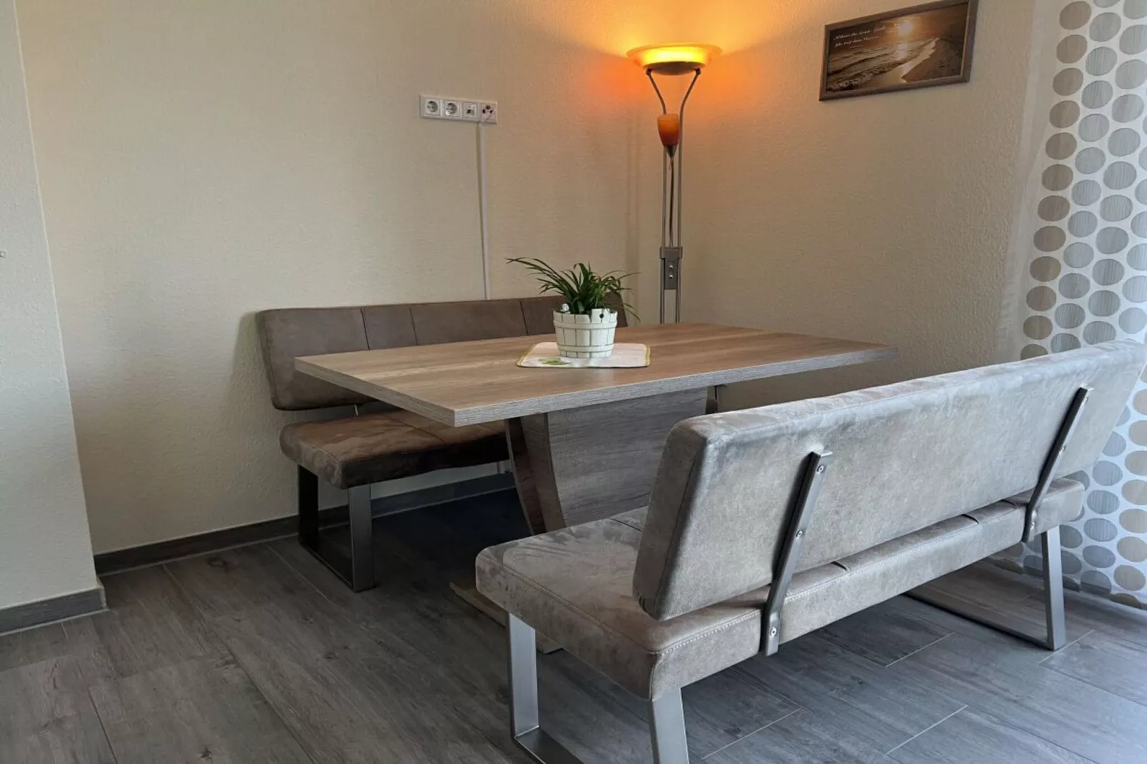 242340-Dining room