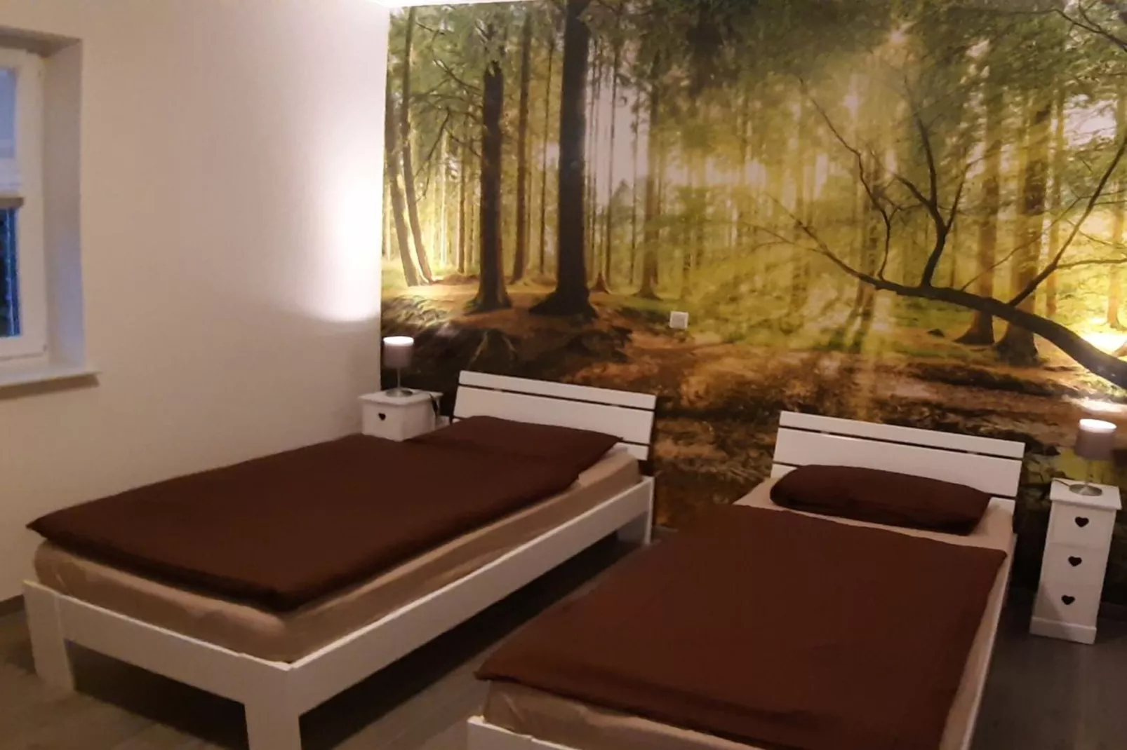 242340-Bedroom