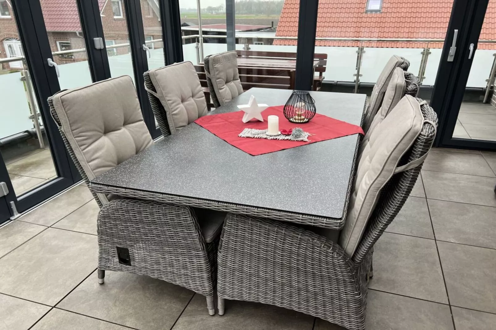 242340-Terrace balcony