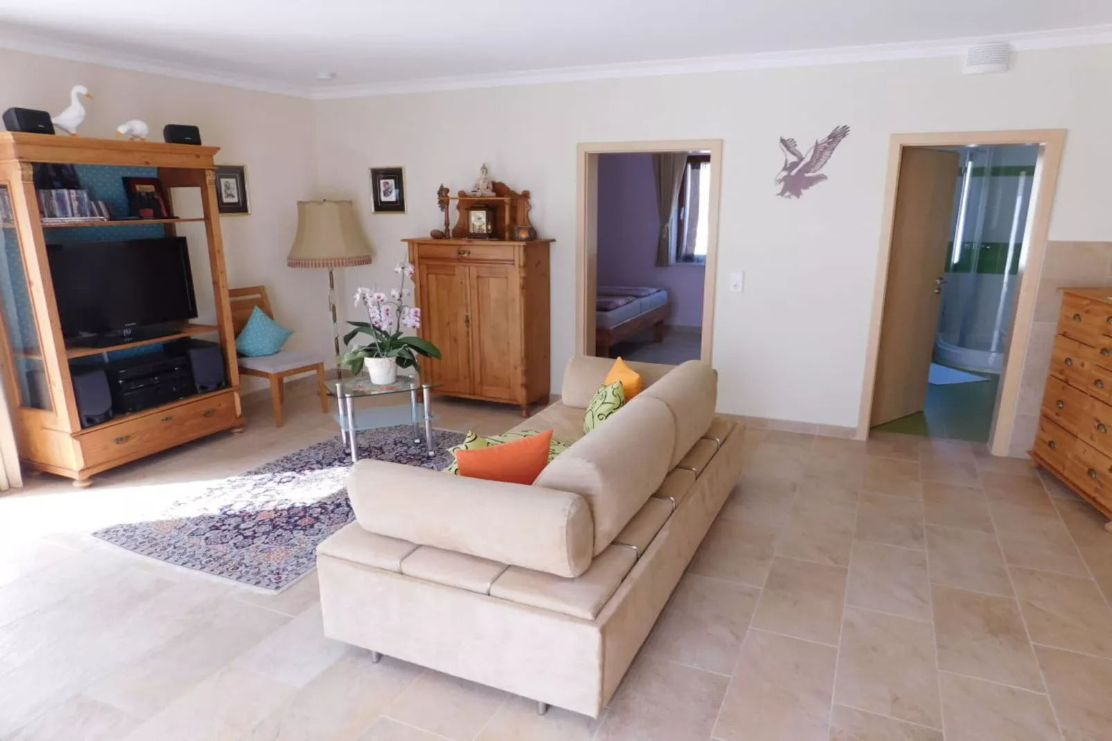 41016-Living room