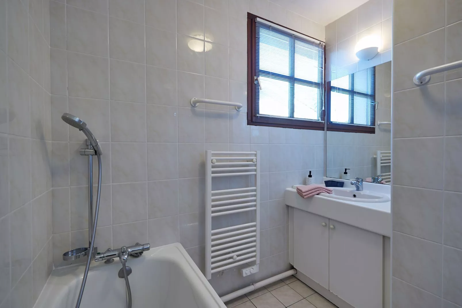 Château de Salles-Salle de bain