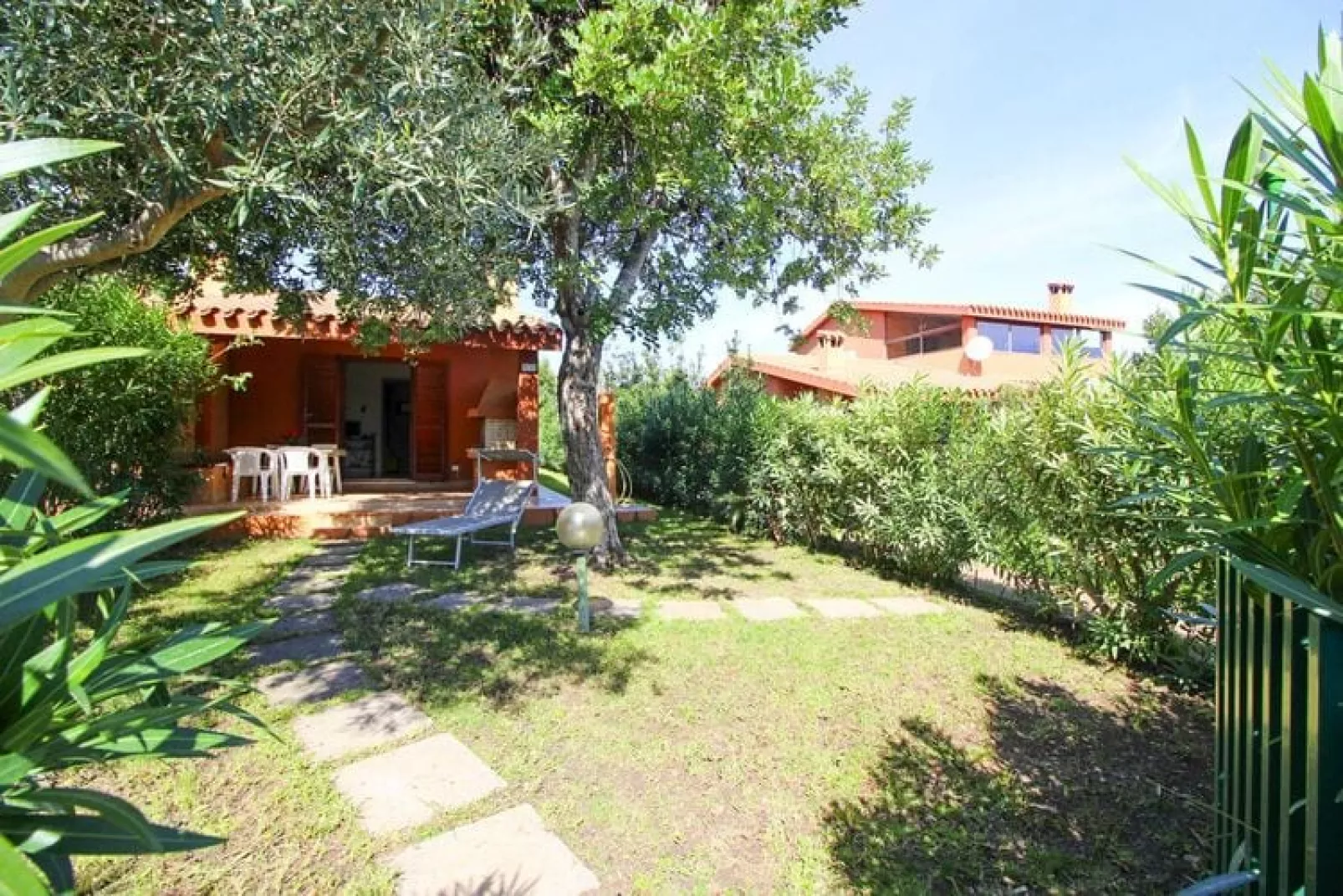 Holiday residence Costa Rei -Reihenhaus  Bilo Rey Playa-Gardens summer