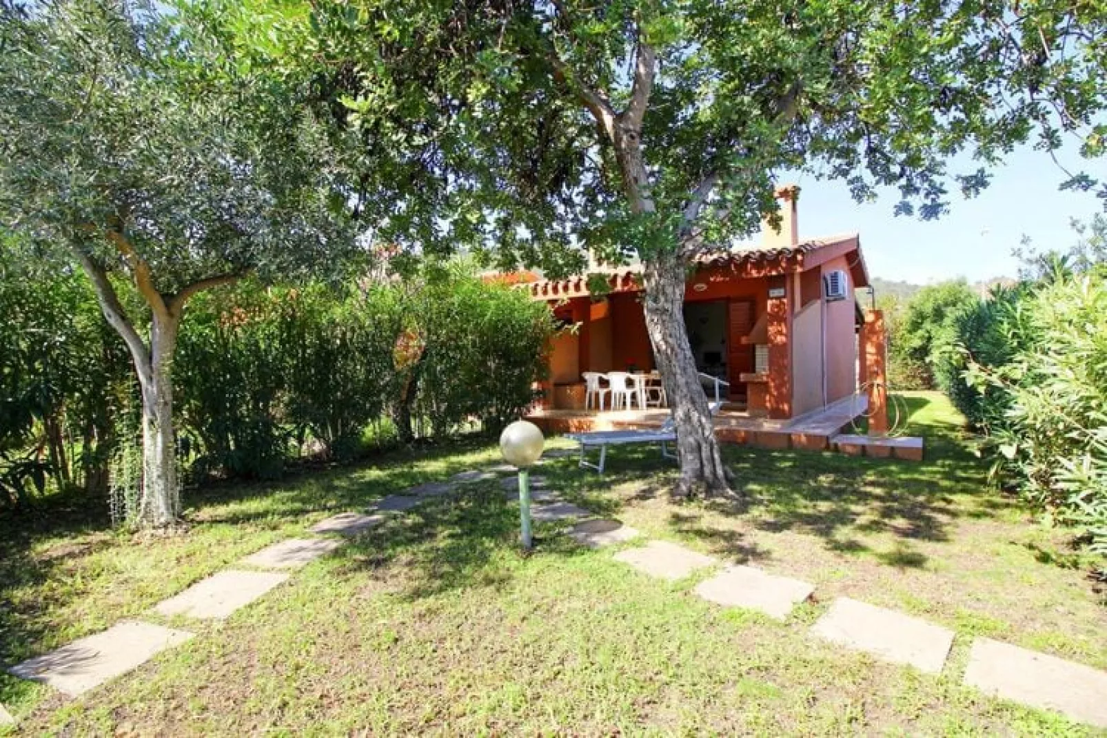 Holiday residence Costa Rei -Reihenhaus  Bilo Rey Playa-Gardens summer