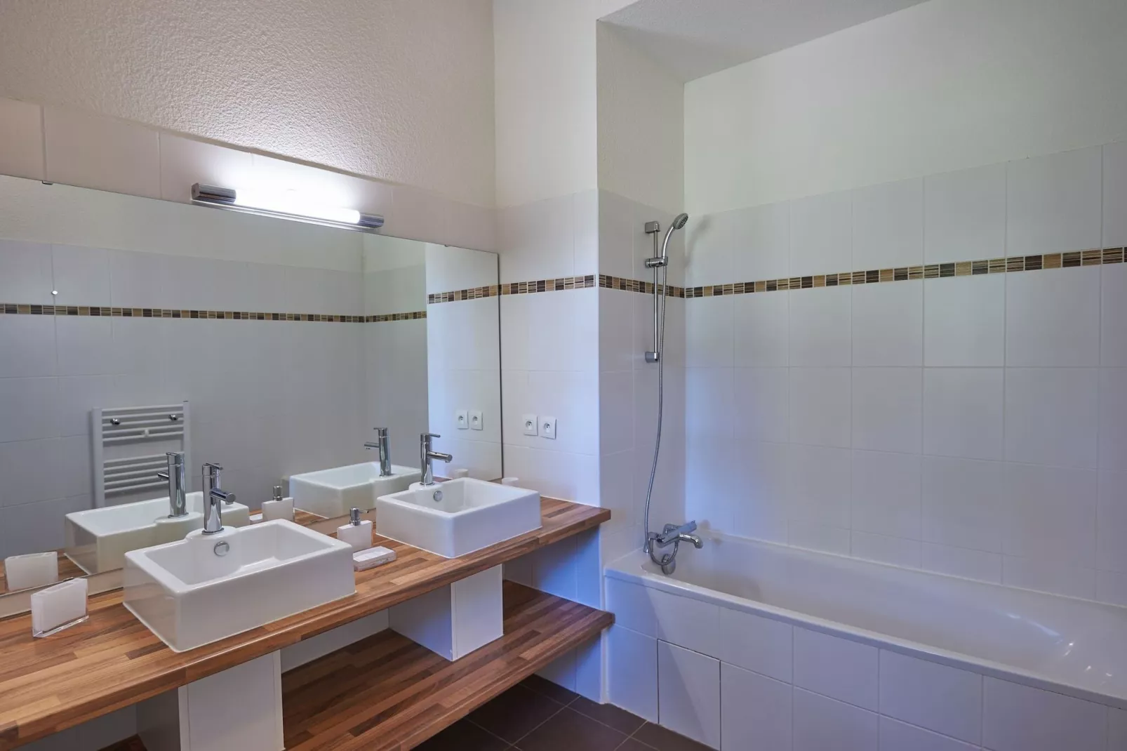 Château de Salles-Salle de bain