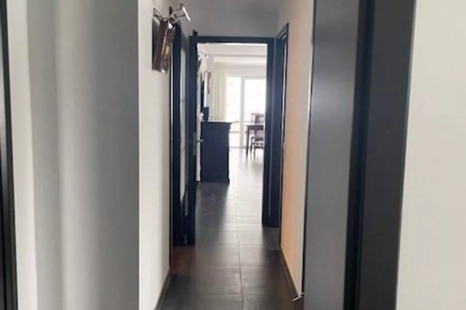Kristall Apartment E-Flur
