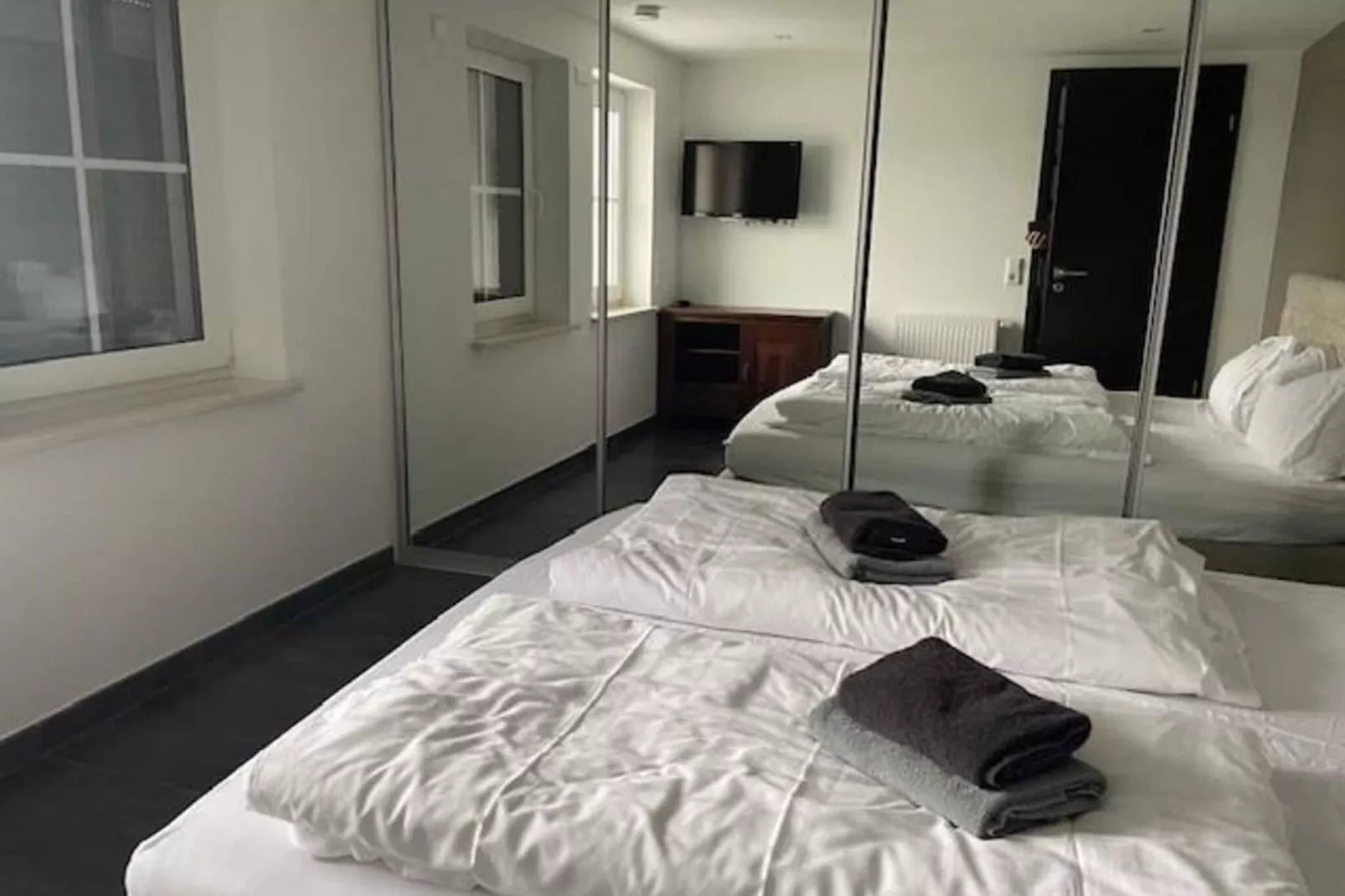 Kristall Apartment E-Schlafzimmer
