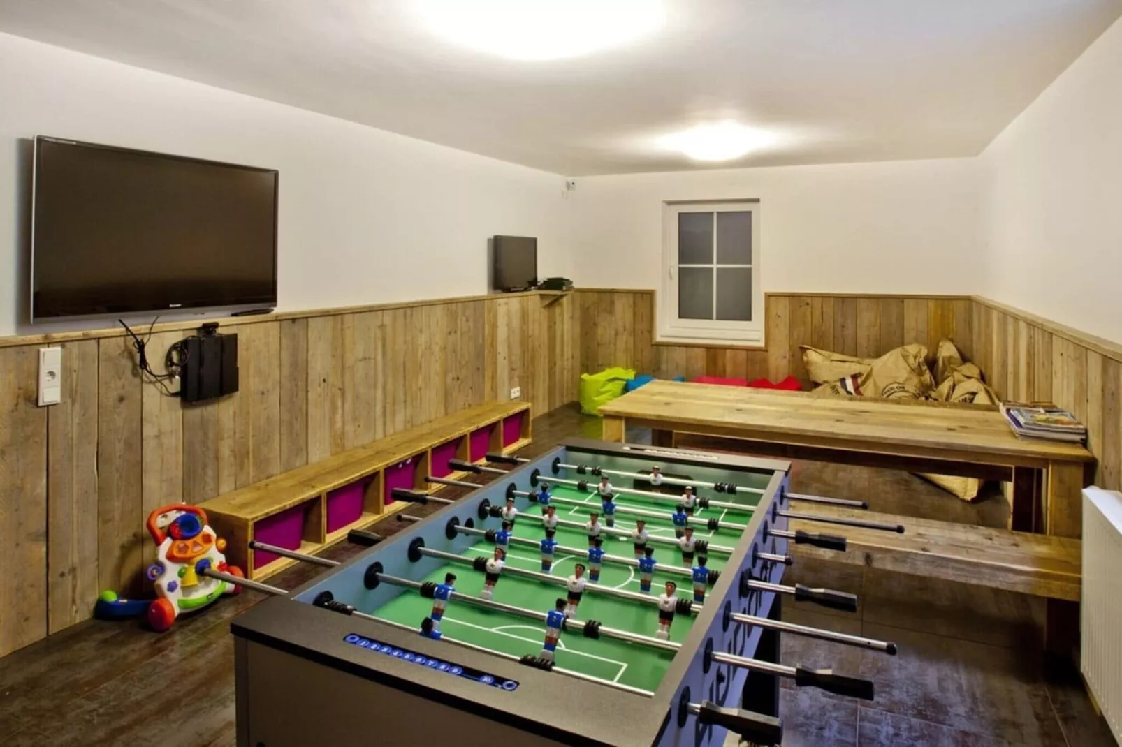 Kristall Apartment E-Freizeitraum
