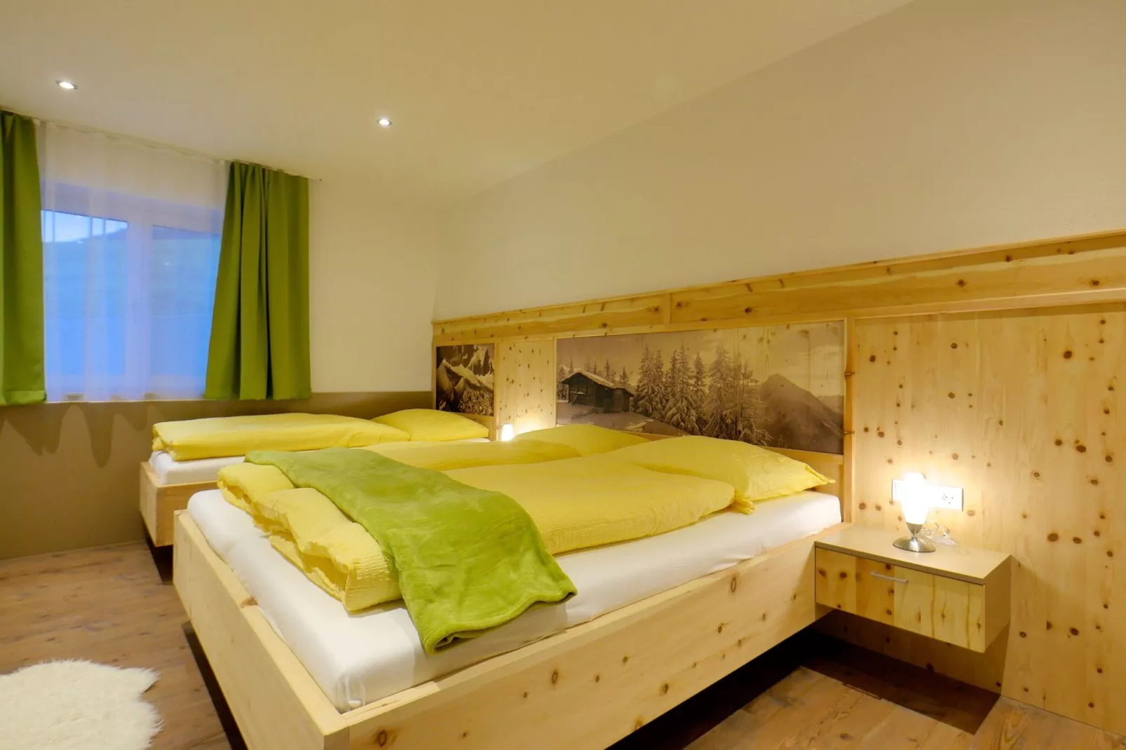 Zirben Heim-Bedroom