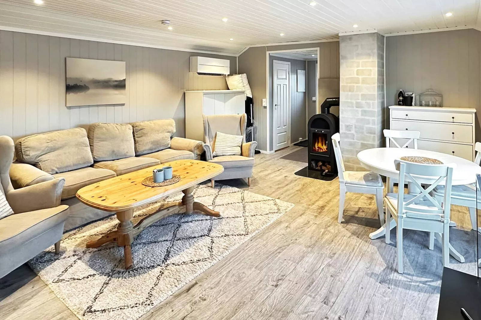 6 person holiday home in Hornnes-By Traum-Indoor