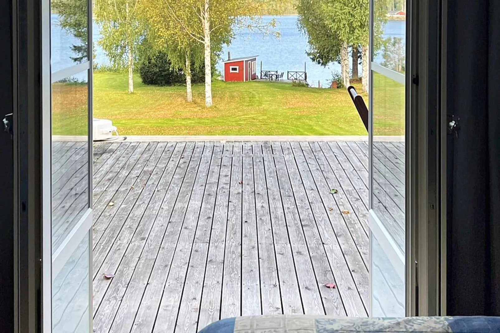 4 star holiday home in TRÖNÖDAL-By Traum-Water view