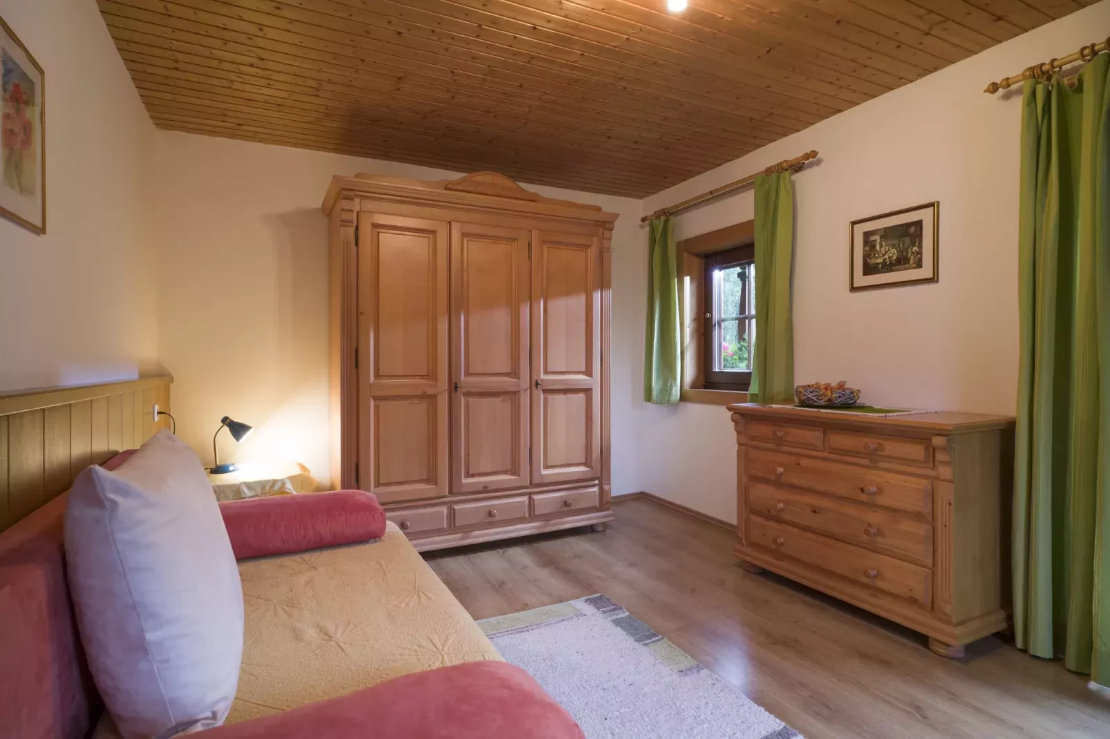 Appartement St Pankraz-Bedroom