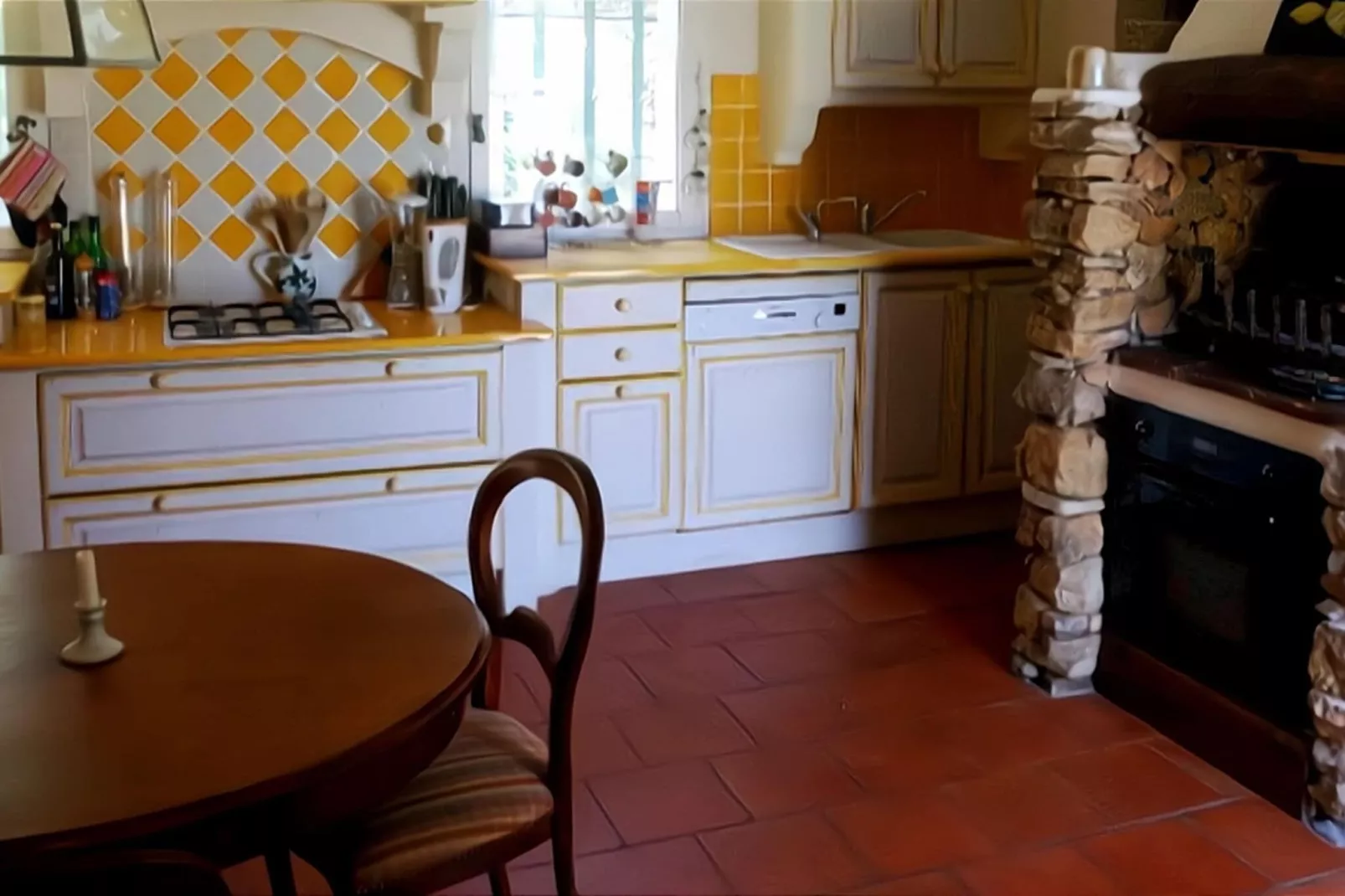 Bastide Saint Esprit-Kitchen