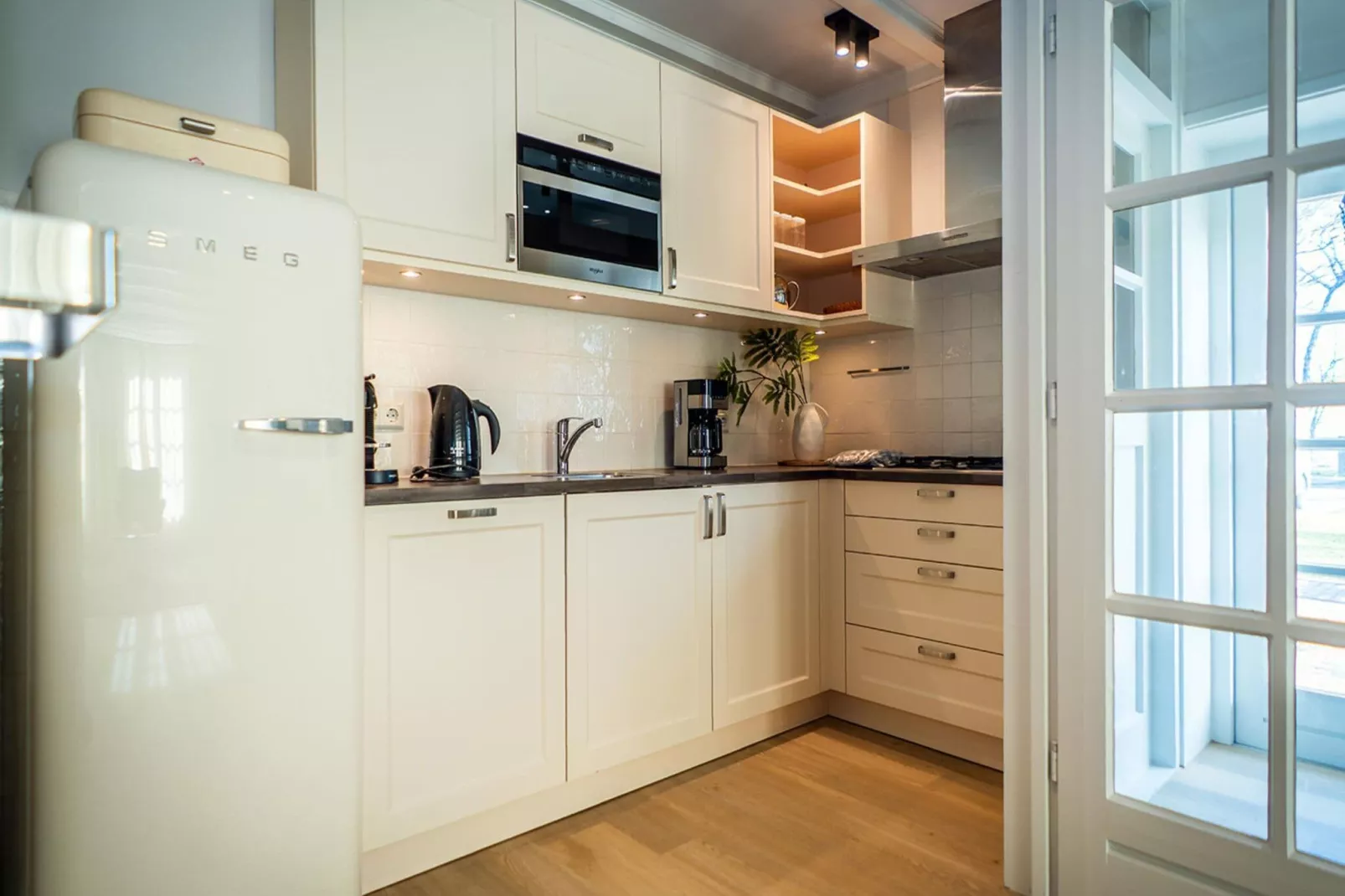 Appartement Hoeve Holland R1-Kitchen
