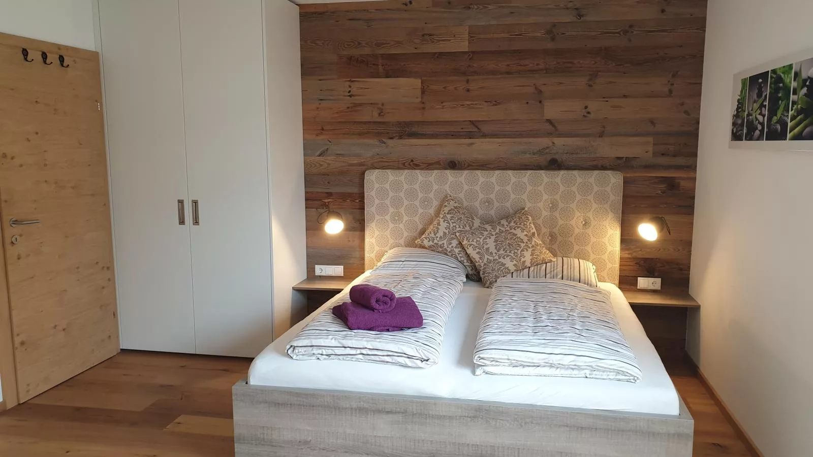Am Waldrand-Bedroom