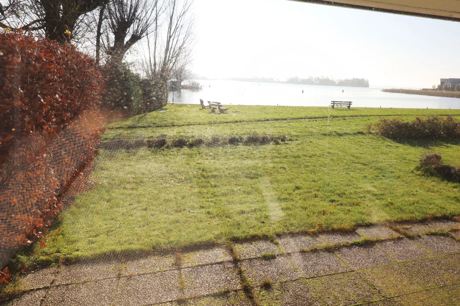 Appartement aan het meer in Heeg-View winter