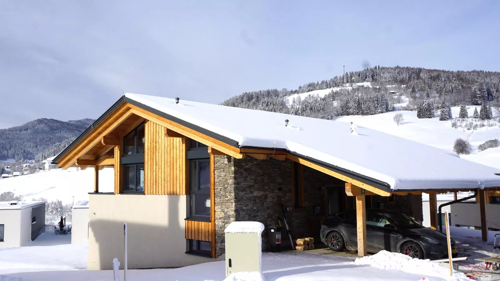 Grebenzen Lodge Pabstin 36B-Exterior winter