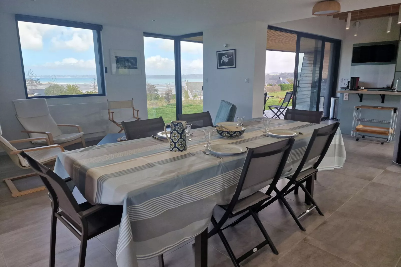 Villa d'architecte avec vue mer panoramique Locquirec-Dining room
