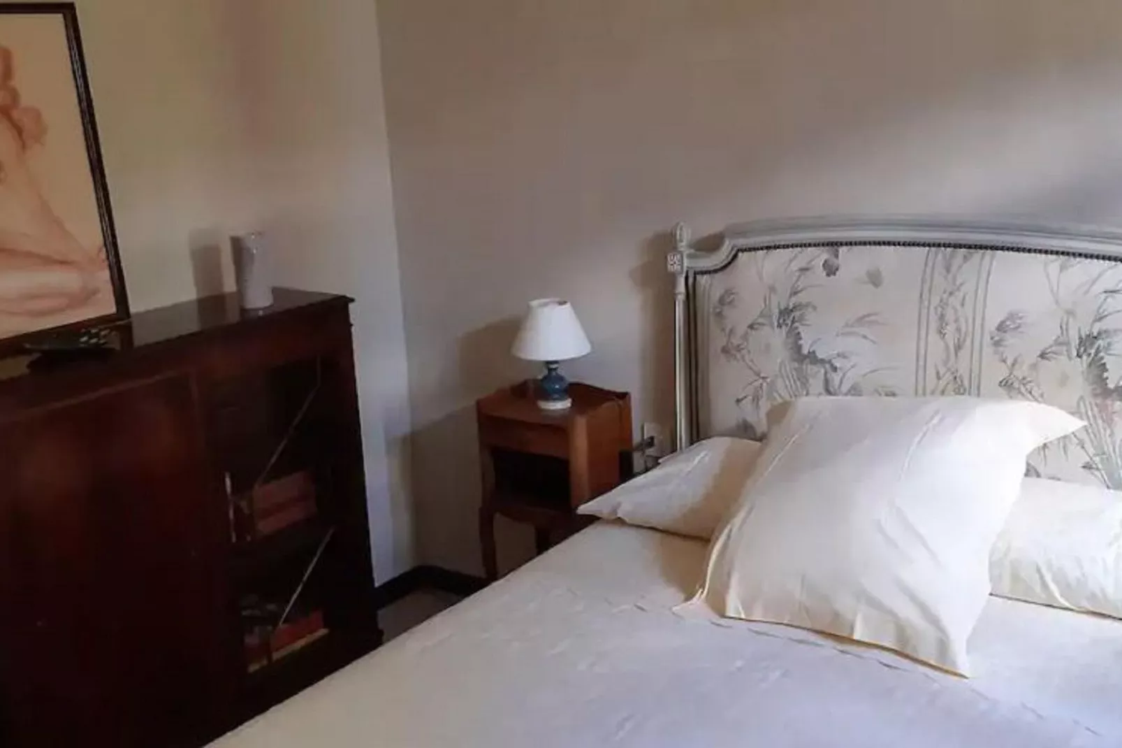 LA BOUSCADE GUESTHOUSE-Bedroom